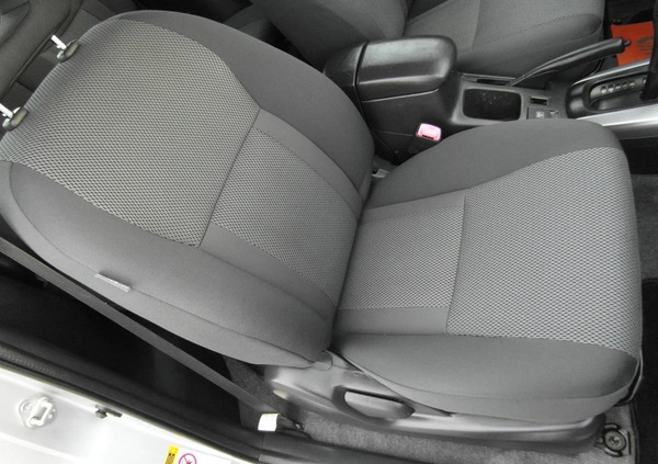 Toyota RAV4 cena 37000 przebieg: 138000, rok produkcji 2004 z Kraków małe 781